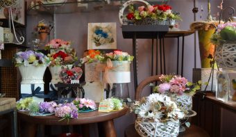 Petit Fleur Flower Shop