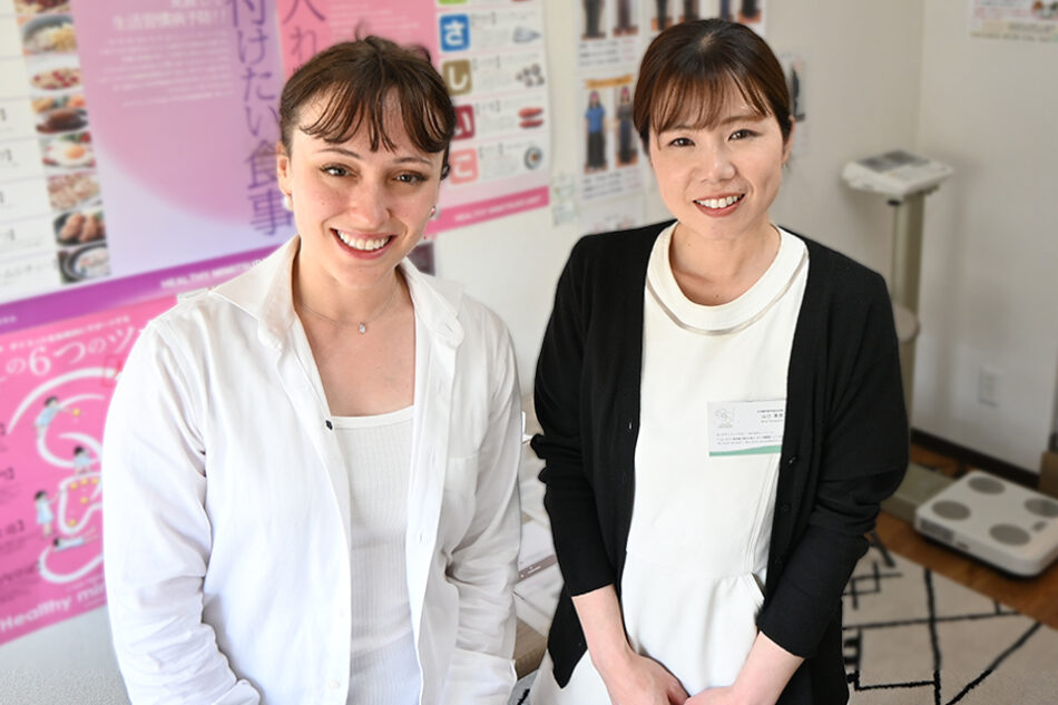Ear Acupressure Salon twinkle