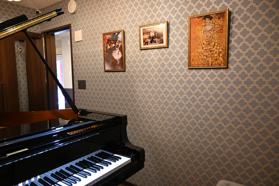CRECER Music Studio