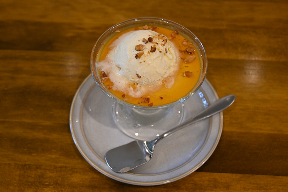 cafe moment