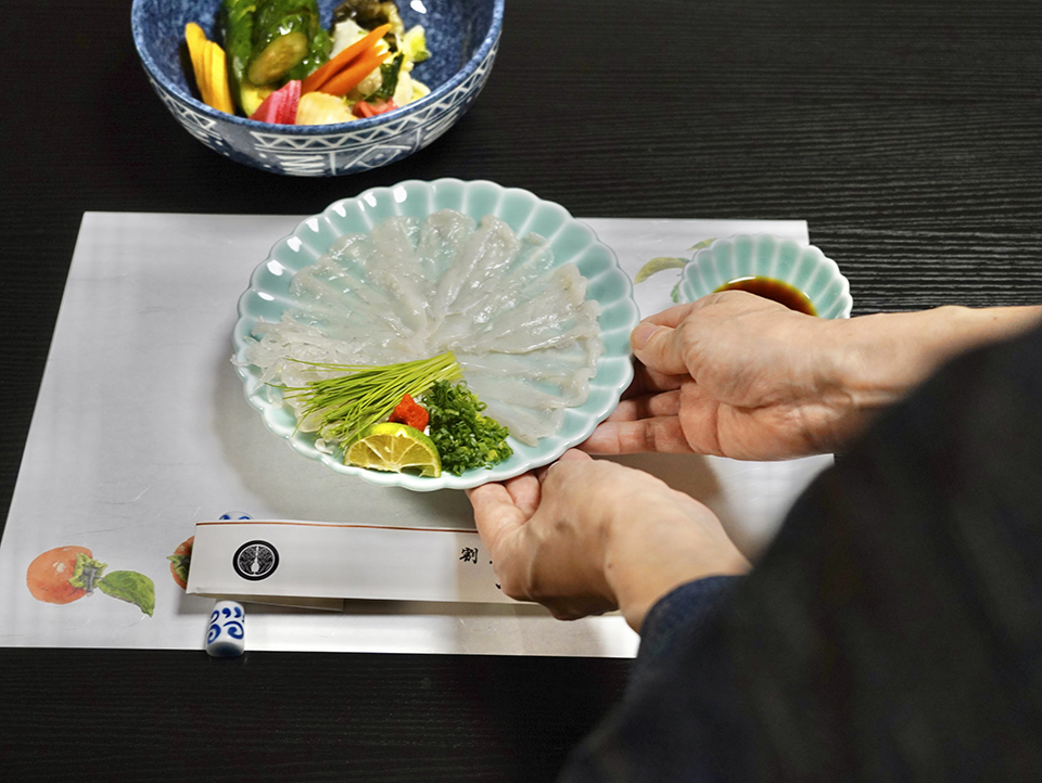 割烹 馬目 - 亀戸で半世紀以上愛されてきたふぐ料理店「割烹 馬目」 | ことみせ