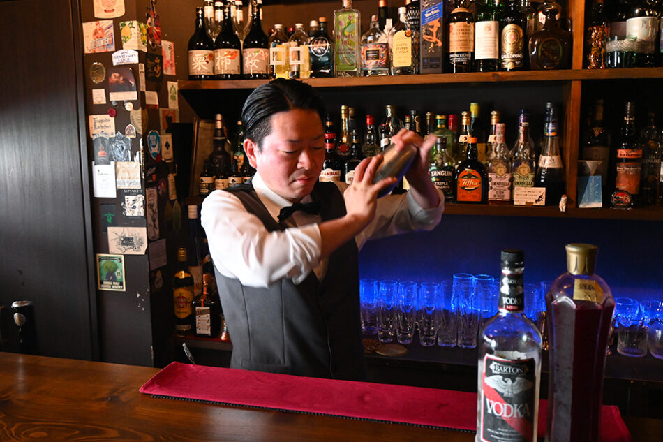 BAR CHIARO
