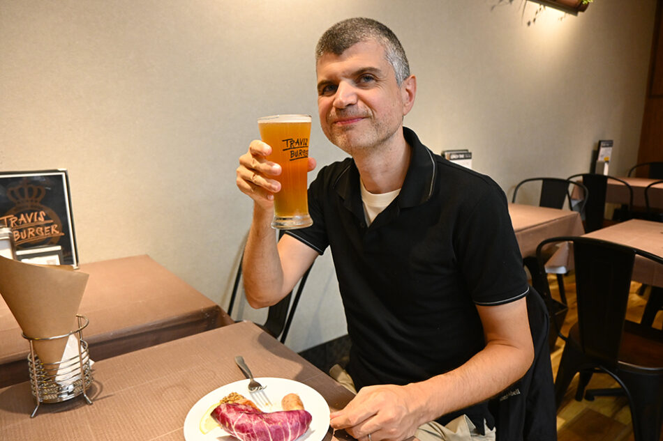 TRAVIS BURGER