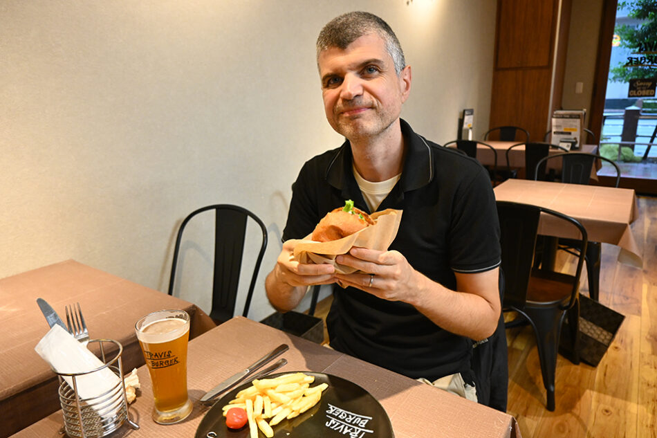 TRAVIS BURGER